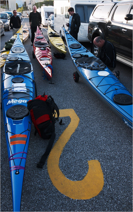 the 'kayaks only' lane waiting to board. Cue smug, self-righteous feelings as we were given priority over the cars, much to the consternation of one or two impatient, constipated old duffers in their cars :-)