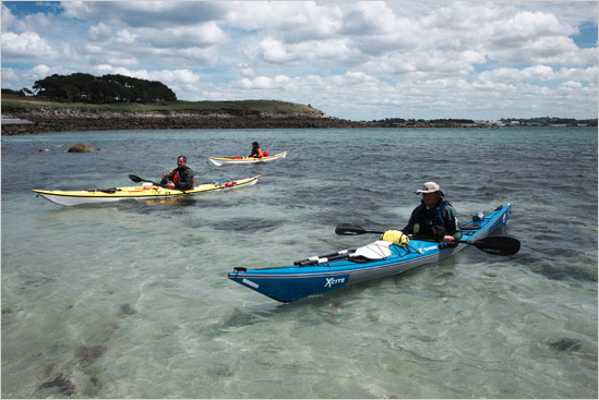 despite that we were on the water by 10.30am for a day of exploring the local archipelago before landing on the Ile de Batz