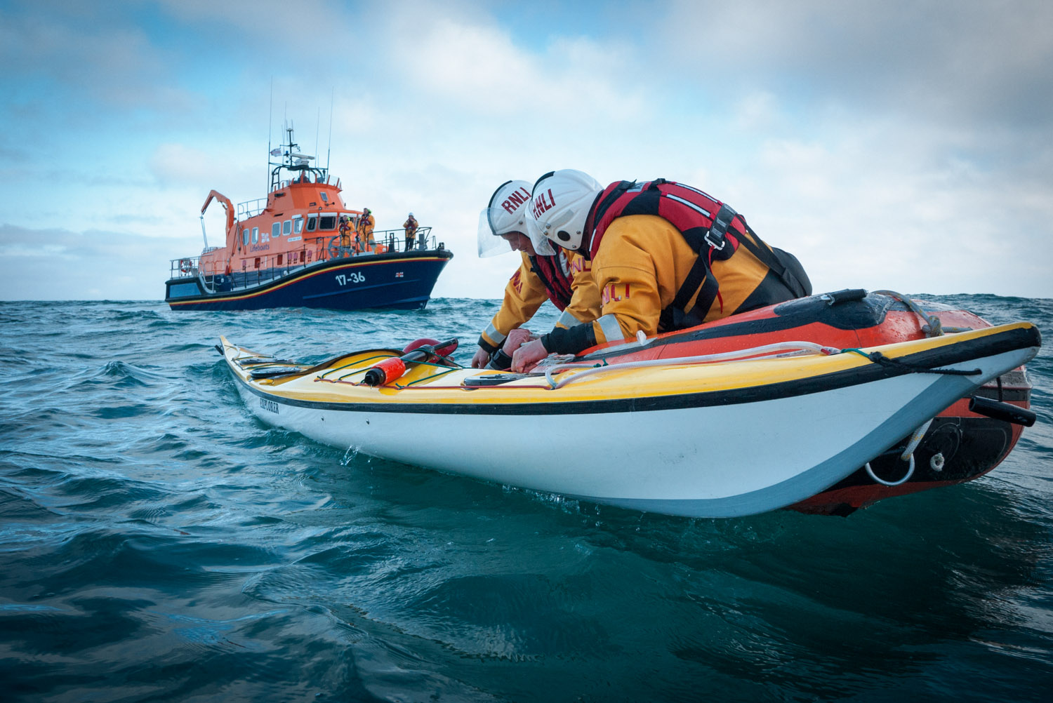 the small inflatable belonging to the Severn also joined in