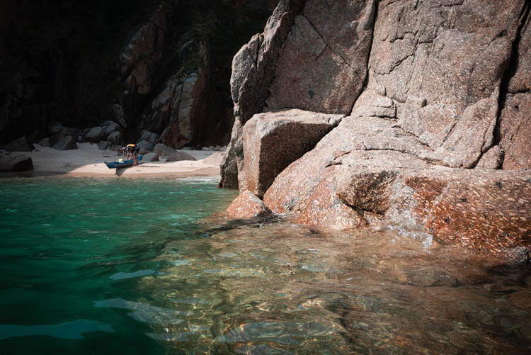 wonderful clarity to the water… as always..