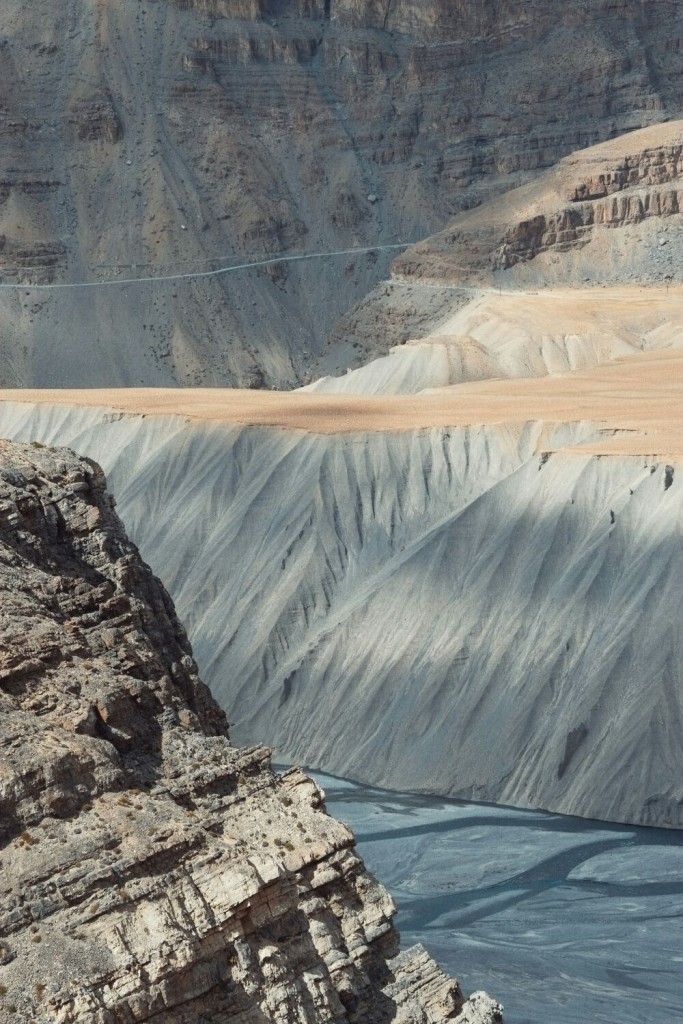 Fabulously interesting geology. The alternative road is on the far side of the valley.