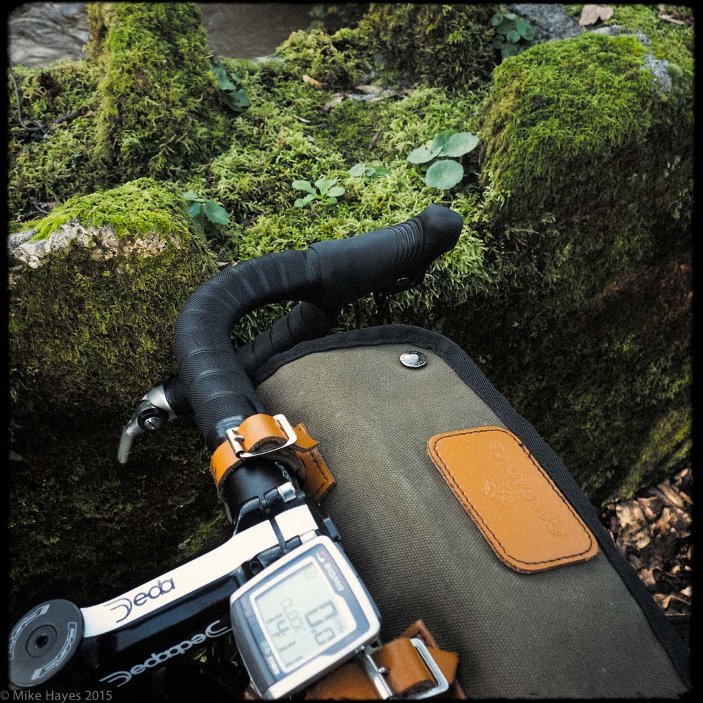 Saddle that's on it at the moment doesn't have bag loops. Luckily a Carradice Zip Roll also makes and appropriately 'beardy' thing on the handlebars.. ideal for rain jacket, food, camera, wallet etc.