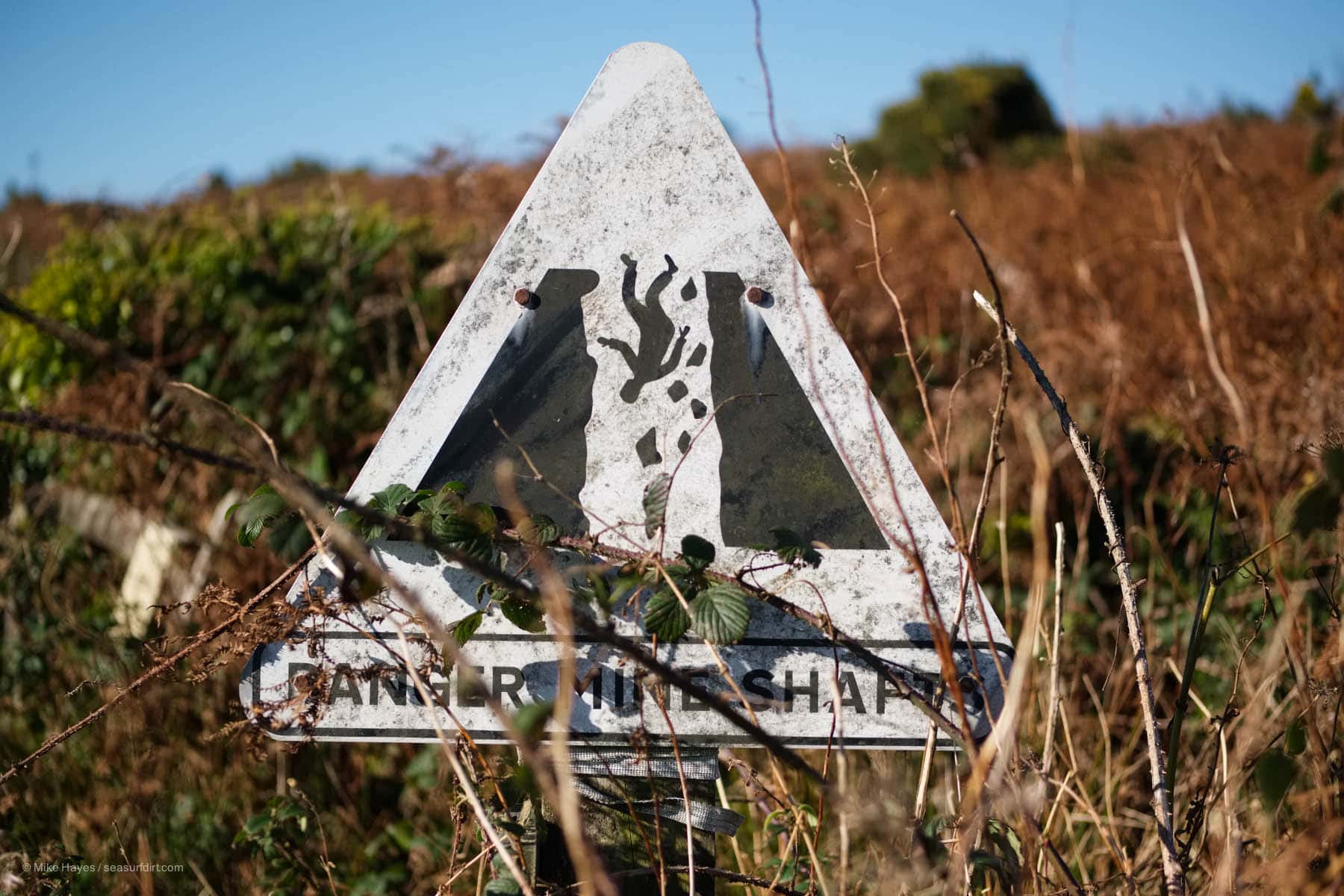 Mineshaft warning sign